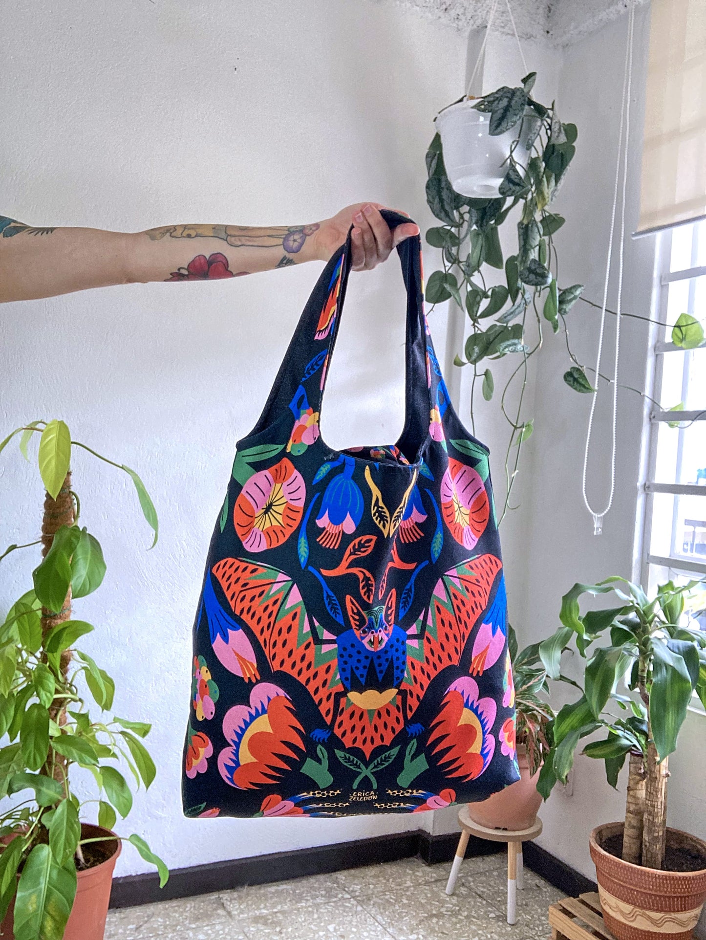 Bolso grande - Murciélago (fondo negro)
