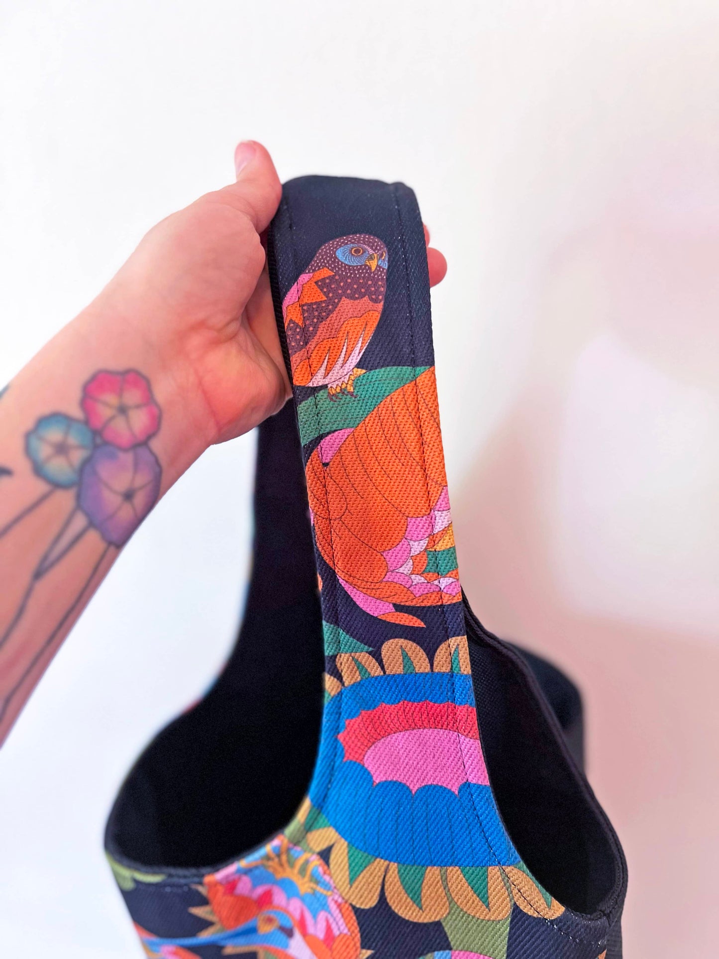 Bolso grande - Aves del Paraíso - Mujer y guaco