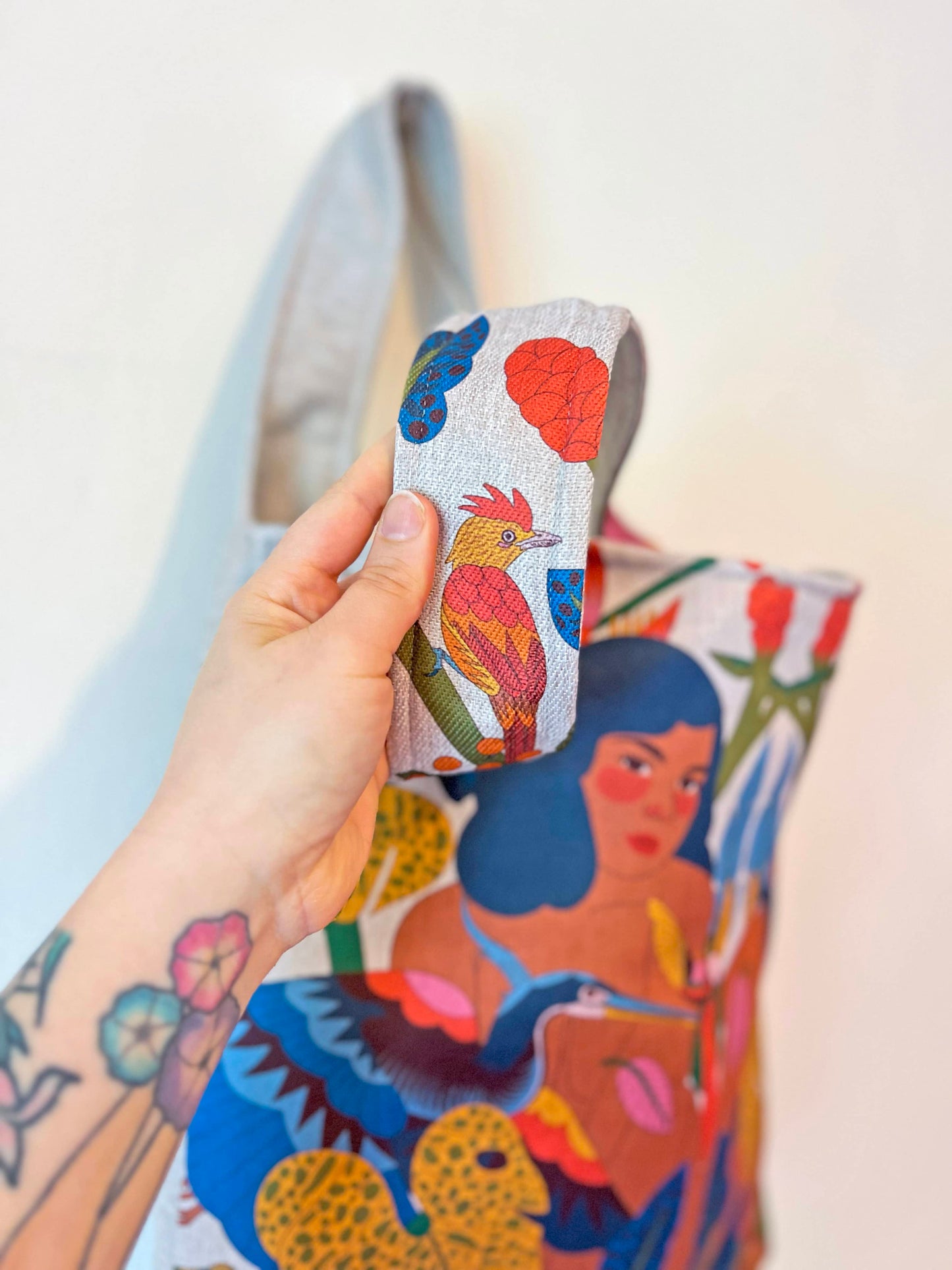 Bolso grande - Aves del Paraíso - Mujer y garza agami