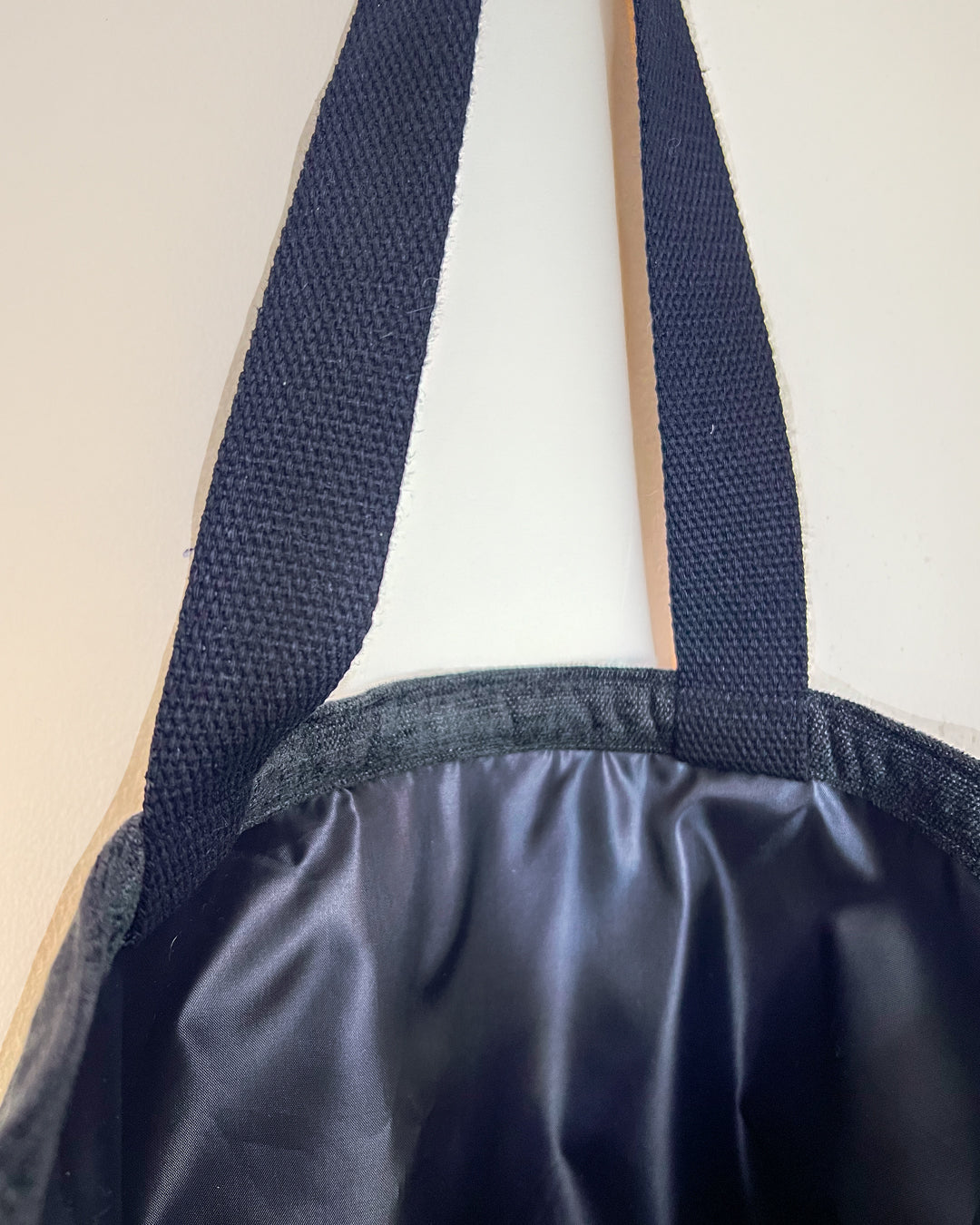 Bolso mediano - Acá el color es identidad - Cabeza de jaguar