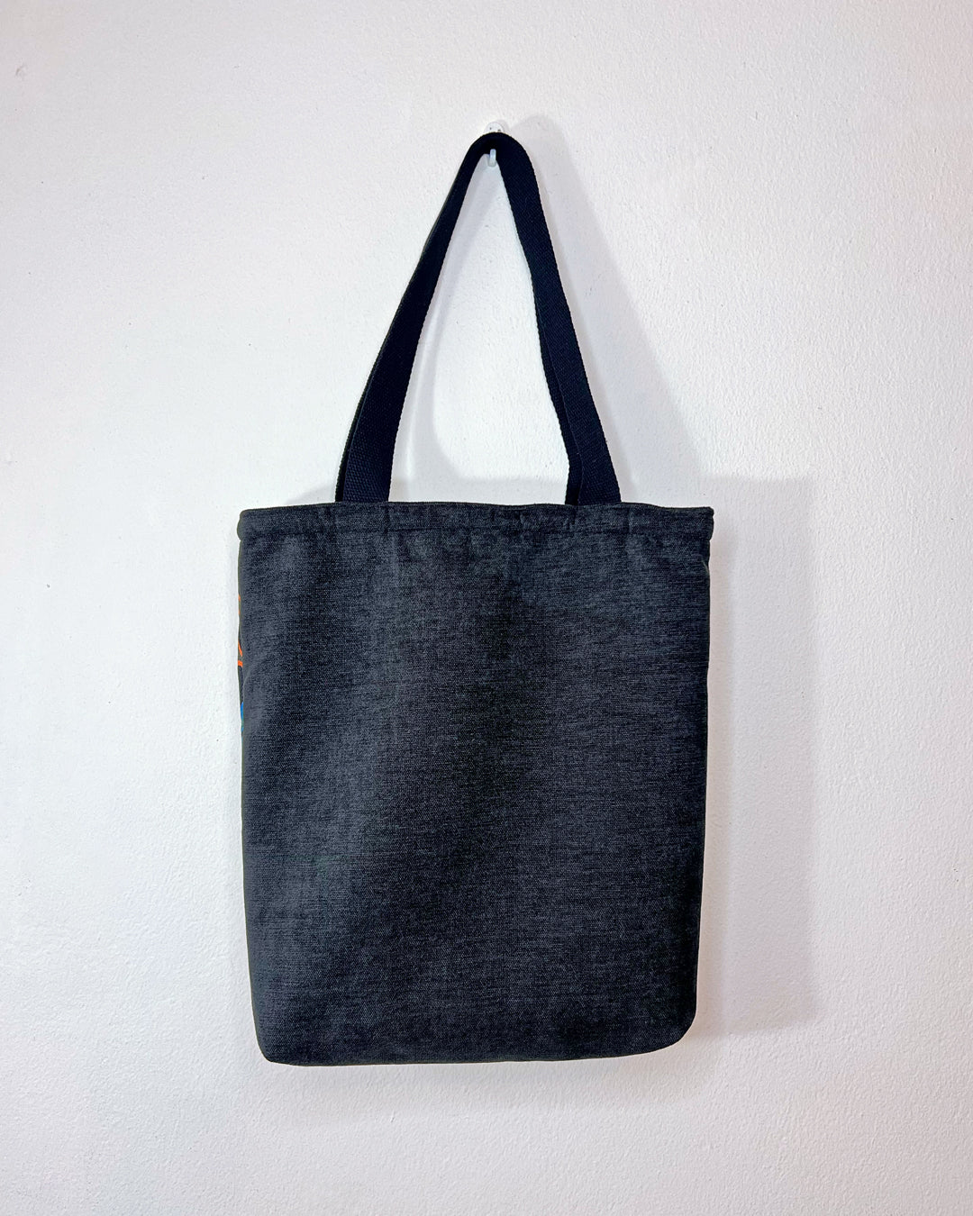 Bolso mediano - Acá el color es identidad - Cabeza de jaguar