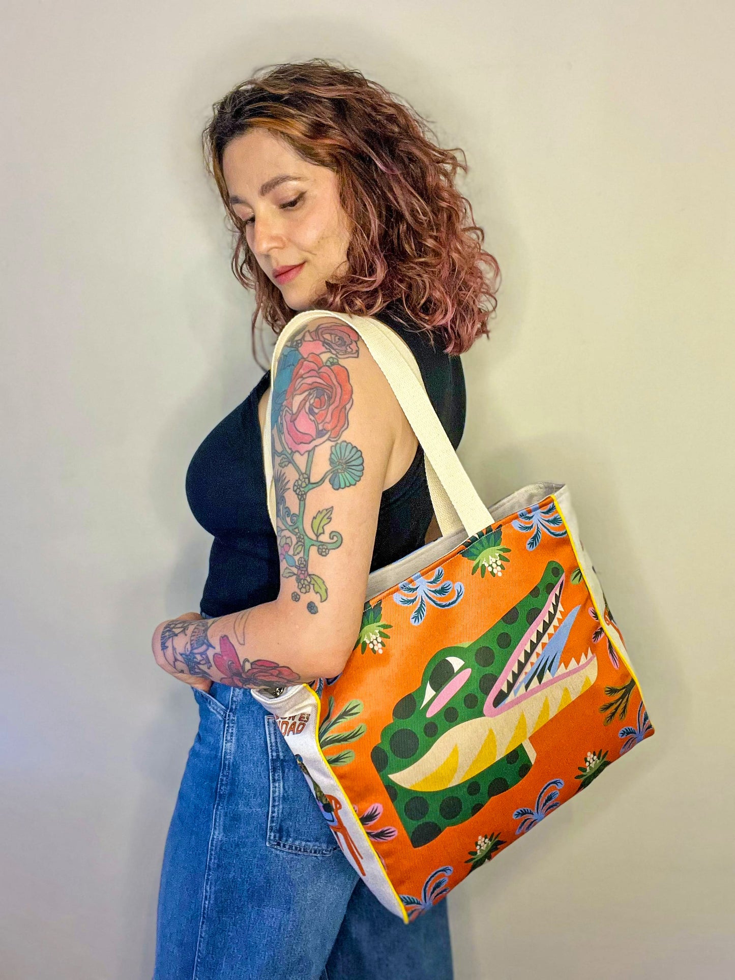 Bolso Tote de Mercado - Acá el color es identidad - Jaguar y Cocodrilo
