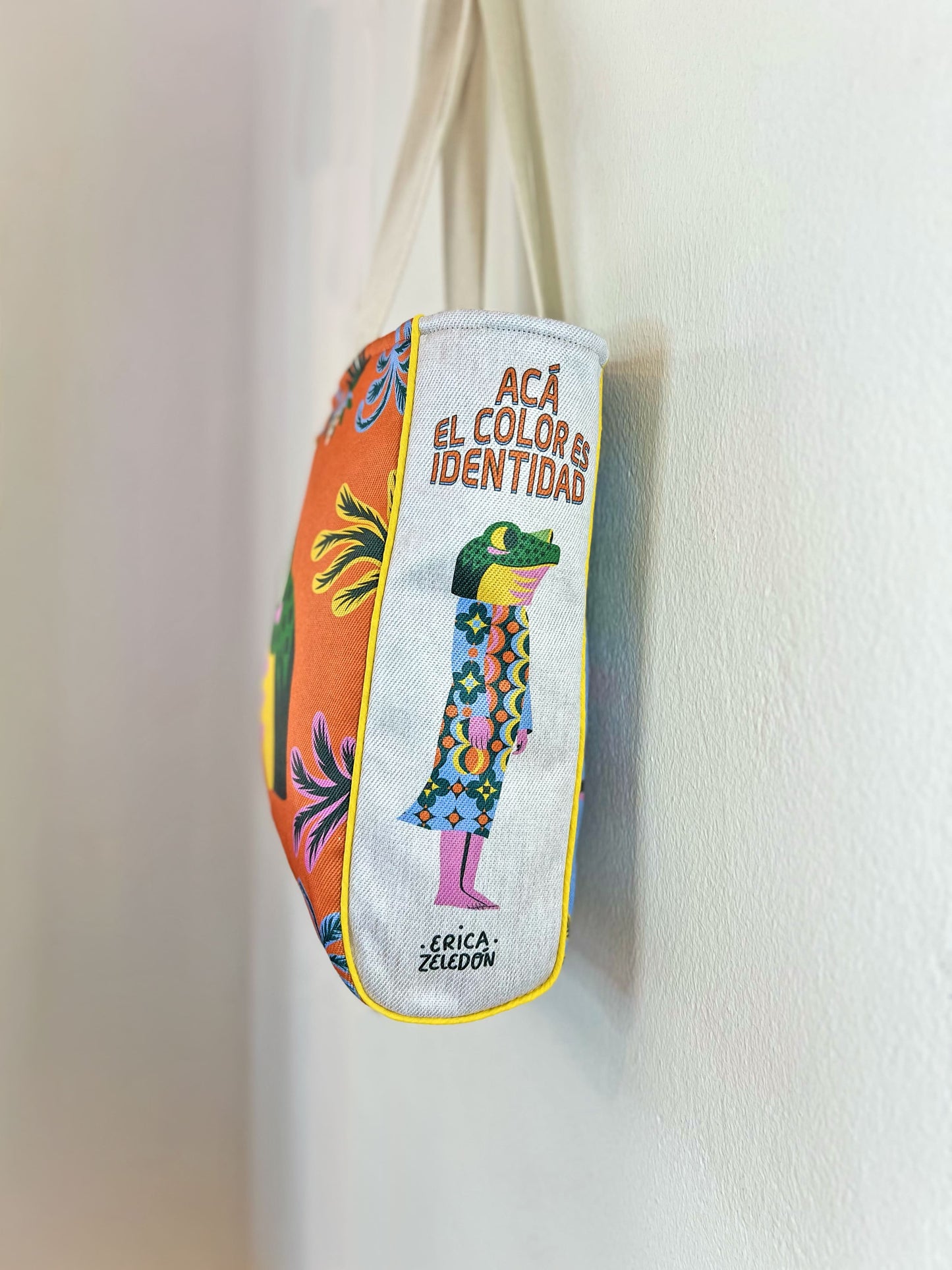 Bolso Tote de Mercado - Acá el color es identidad - Rana y Colibrí