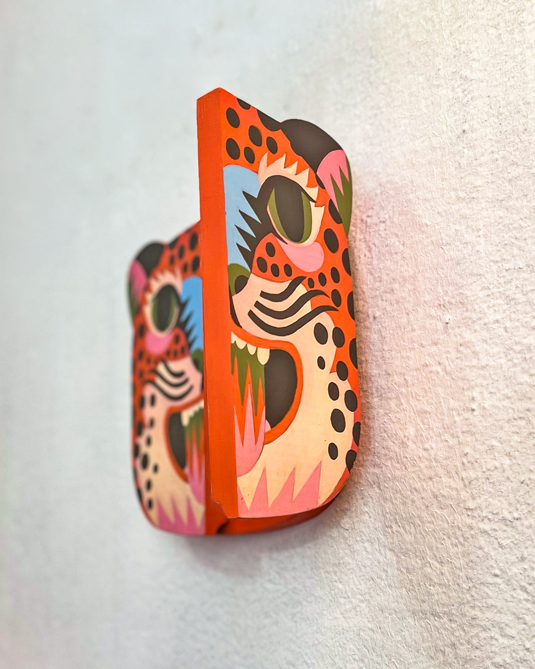 Espejo Jaguar - Acá el color es identidad