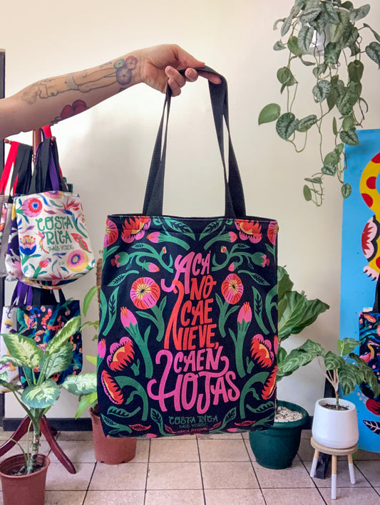 Bolso mediano - Caen hojas negro